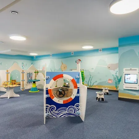 Luxurious Nadmorskie Tarasy By Renters Prestige Appartamento